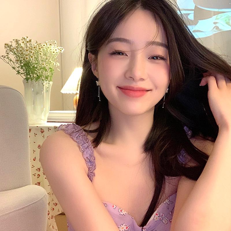 

High-End Niche Design: Summer Butterfly Tassel Earrings for Women - Cold Style, No Piercing, Studs, Hooks & Clips