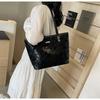 Large-capacity tote bag women's new fashionable and simple armpit bag commuting to work single shoulder hand bag
