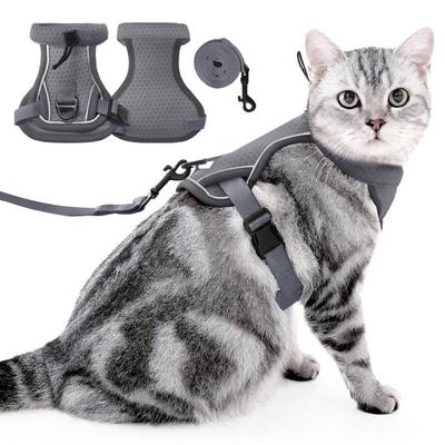 Reflective Design Cat Harness Vest Adjustable Vest Escape Proof Pet Walking Harness Comfortable Breathable Cat Traction Rope
