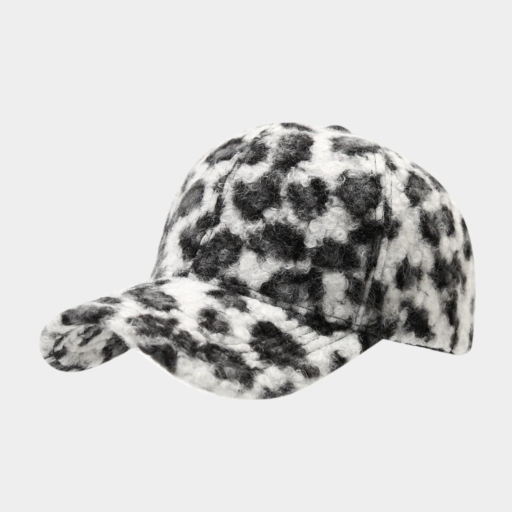 Modern Leopard Print Baseball Cap With Warm Polyester For Fall Winter Outdoor Casual Wear