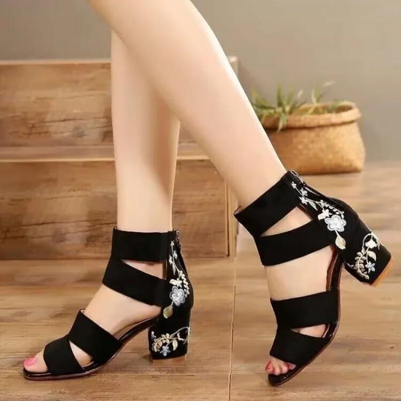 2025 New Shoes for Women Ankle-Wrap Women's Sandals Summer Black Embroidered Mid-heel Sandals Elegant Open Toe Square Heel Mujer