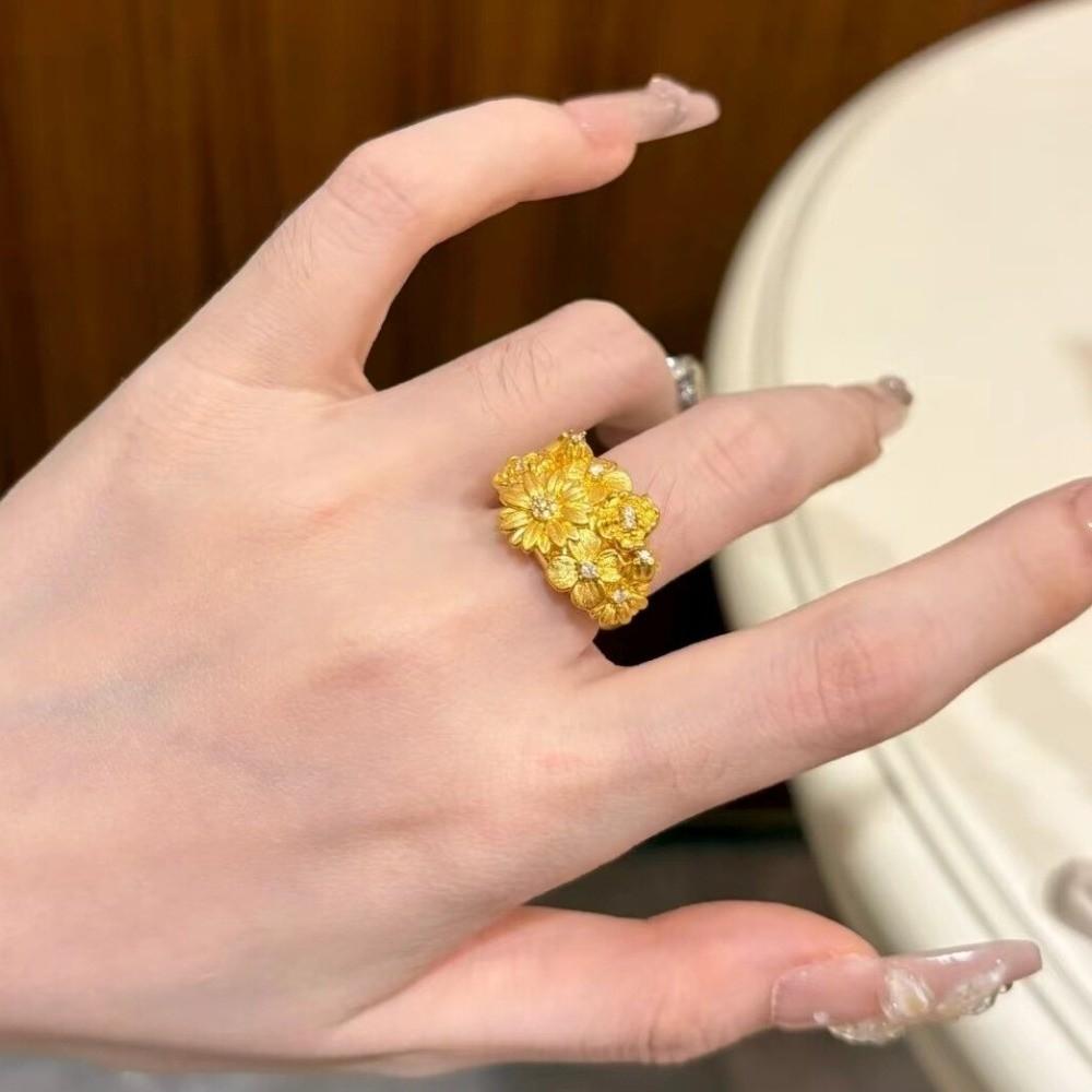Glittering Floral Adjustable Ring Luxury Gold Plated Ring Rhinestone Accent Ring Women Accessories