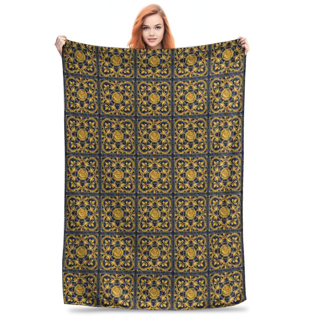 Flannel Throw Blanket Golden Lion Baroque Seamless Pattern Water Color Warm Blankets Bedspread for Bed Living room Travel Couch