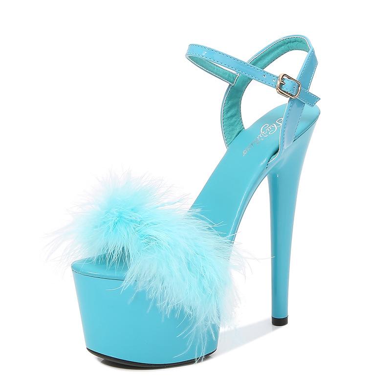 Босоножки на высоком каблуке с перьями страуса — фото 10