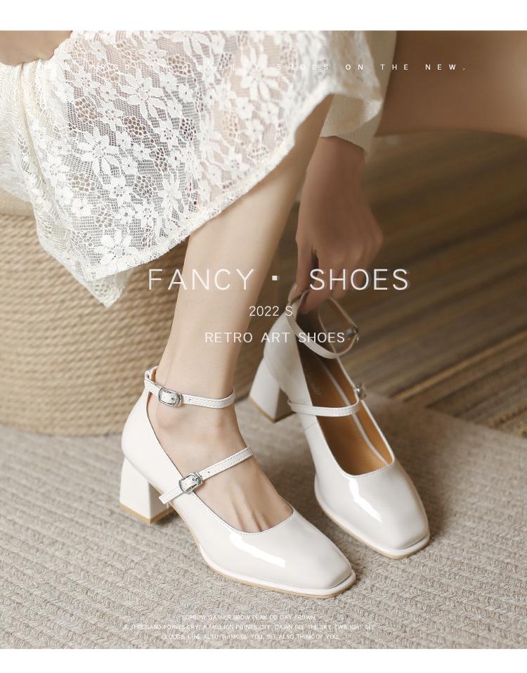 2026 Retro Patent Leather Mary Jane Heels - Women's Chunky Double Buckle Flats