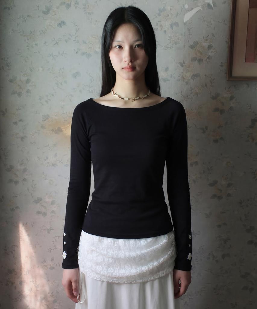 RUBATI Daisy Florette Raglan Long Sleeve Tee_Black