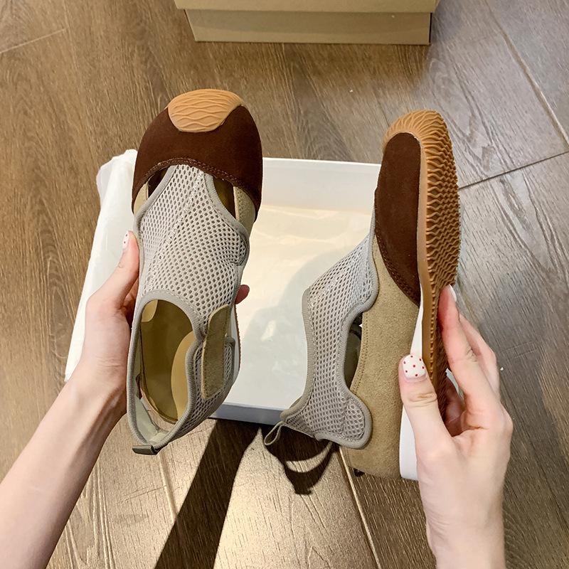 

Mesh breathable sandals women s 2025 new summer soft-soled German training shoes one-pedal fashion temperament style women s shoes 40 темно-коричневого