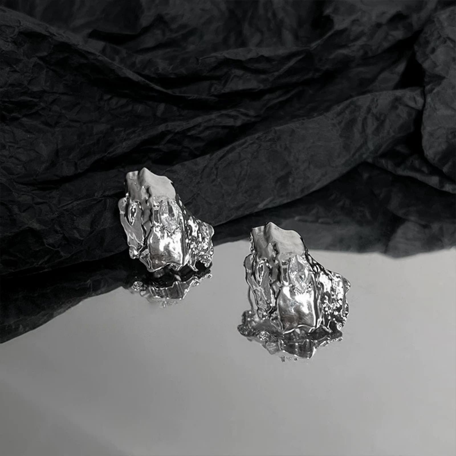 

Meteorite Diamond Stud Earrings, Elegant And Sophisticated Earrings one size