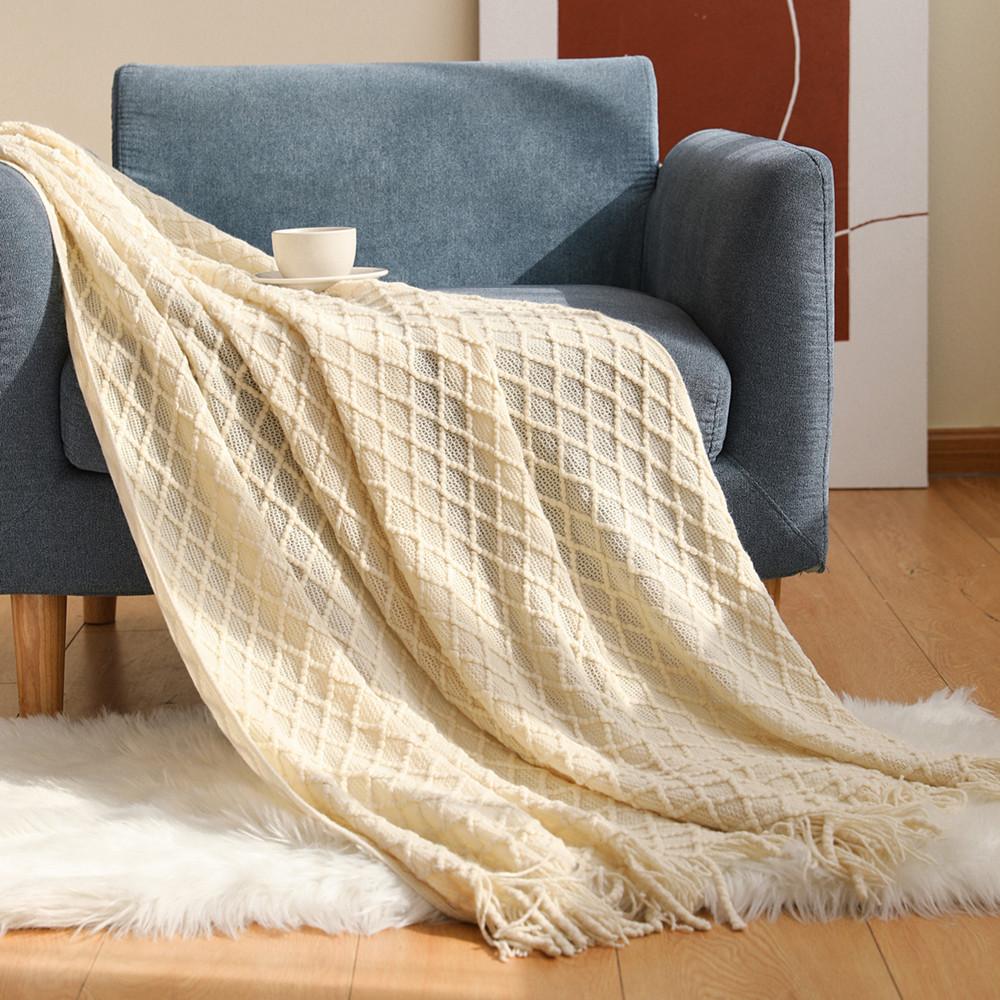 

Уютный плед из кукурузной вязки с кисточками, современный стиль, всесезонная многоцелевая шаль, одеяло для кровати, сна, автомобиля, кондиционера, универсальное 127 * 172CM (including tassel) бежевый