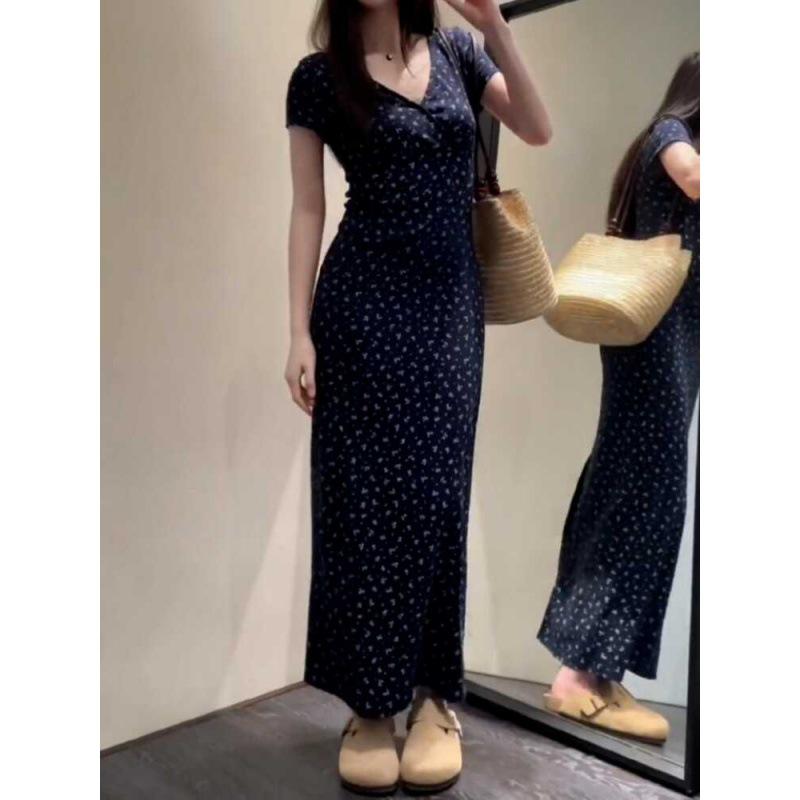 Women's Elegant Korean-Style Bodycon Dress - Dark Blue Floral, Short-Sleeve, Crew Neck, Long Skirt