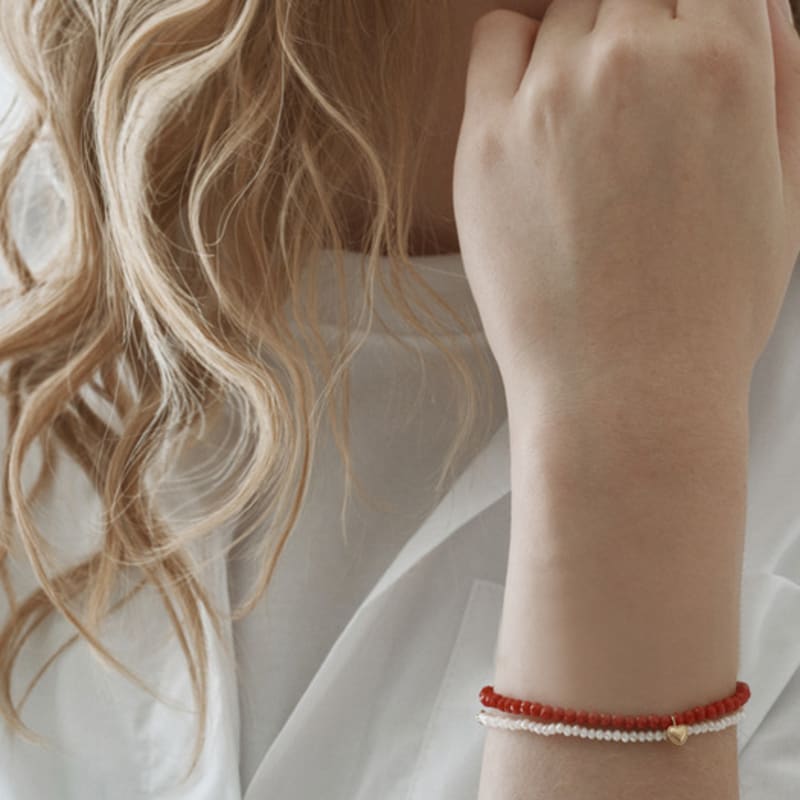 MOI Studio Crystal Bracelet