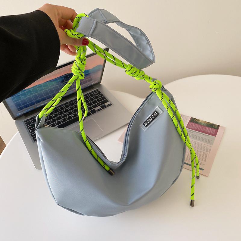 Casual Versatile Nylon Cloth Small Bag 2025 New Simple Large-capacity Messenger Bag Fashionable One-shoulder Dumpling Bag Women
