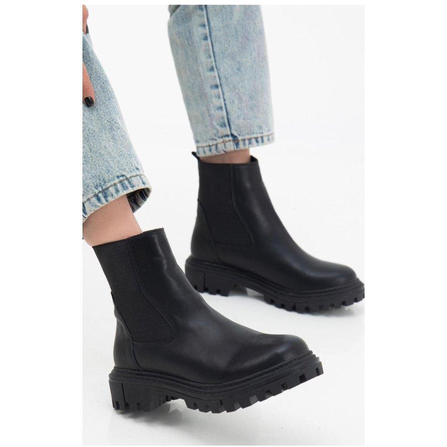 

Женские повседневные ботинки из натуральной кожи на толстой подошве 36