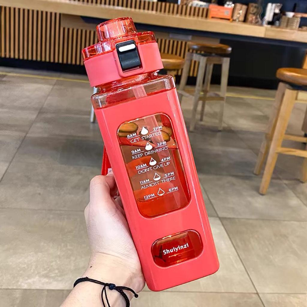 

Женский портативный стакан для воды большой емкости с соломинкой, противоударный дизайн, идеально подходит для студентов и путешествий, корейский стиль. 700ml