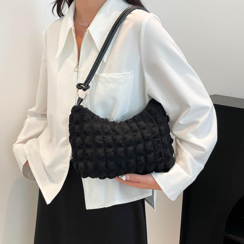 2025 New Baiqiao Cream Same Shoulder Bag Underarm Bag Women's Niche Cloud Bubble Light Luxury Texture Versatile