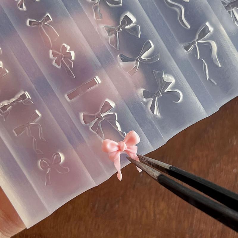 Kreskówkowy Królik Kokarda Silikonowa Forma do Paznokci Forma do Paznokci Stempel Reliefowy Akcesoria do Dekoracji Paznokci Forma do Paznokci DIY Narzędzia do Manicure