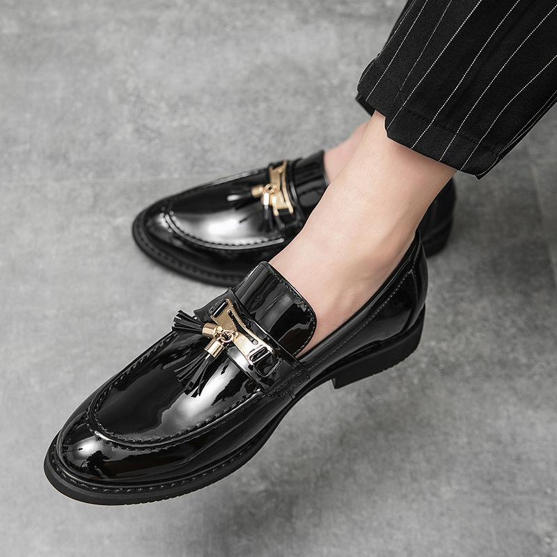 Loafers Men's Autumn Fringed Small Leather Shoes Men's Dress Business Suit Hairstylist Casual Trendy Shoes