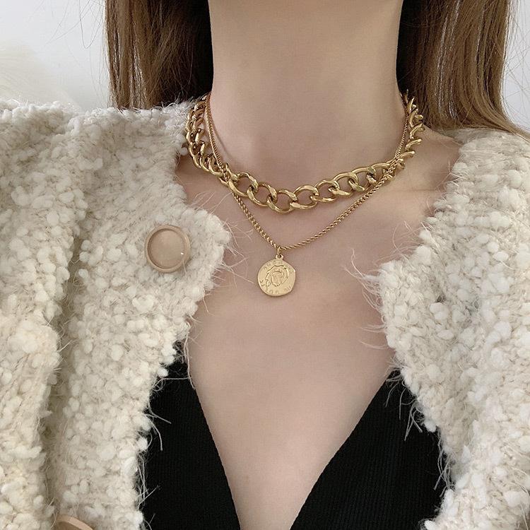Retro Portrait Exaggerated Double-layer Personality Short Collarbone Thick Chain Necklace