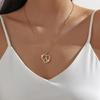 Zierliches Messing Initialen-Halskette Mit Floralem Herz-Ausschnitt Design Verstellbare Kette Leichter Romantik Schmuck