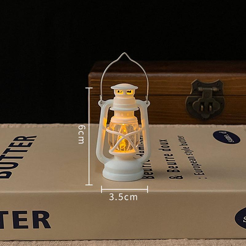 6cm Mini Led Retro Glowing Pony Lantern Simulation Cande Light Night Light Dollhouse Miniature Kerosen Lamp Home Decor Toy