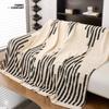 1PC Flechas de Graduación Jacquard Polar Cálido Toalla de Sofá Espesar Manta de Ocio para Sala de Estar Habitación de Cama Decoración de Sofá