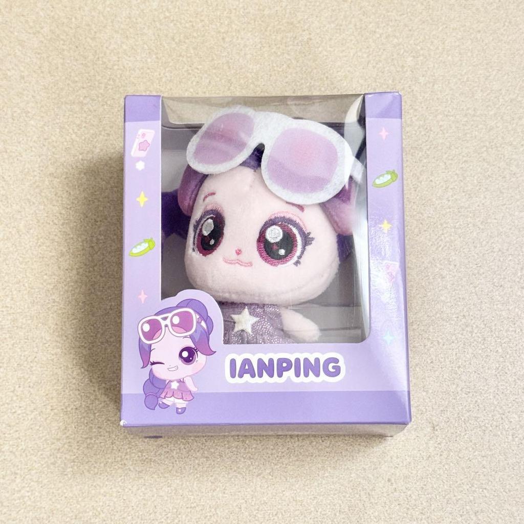 [USED] Hearts2hearts Ian 10cm Tini Pin Doll