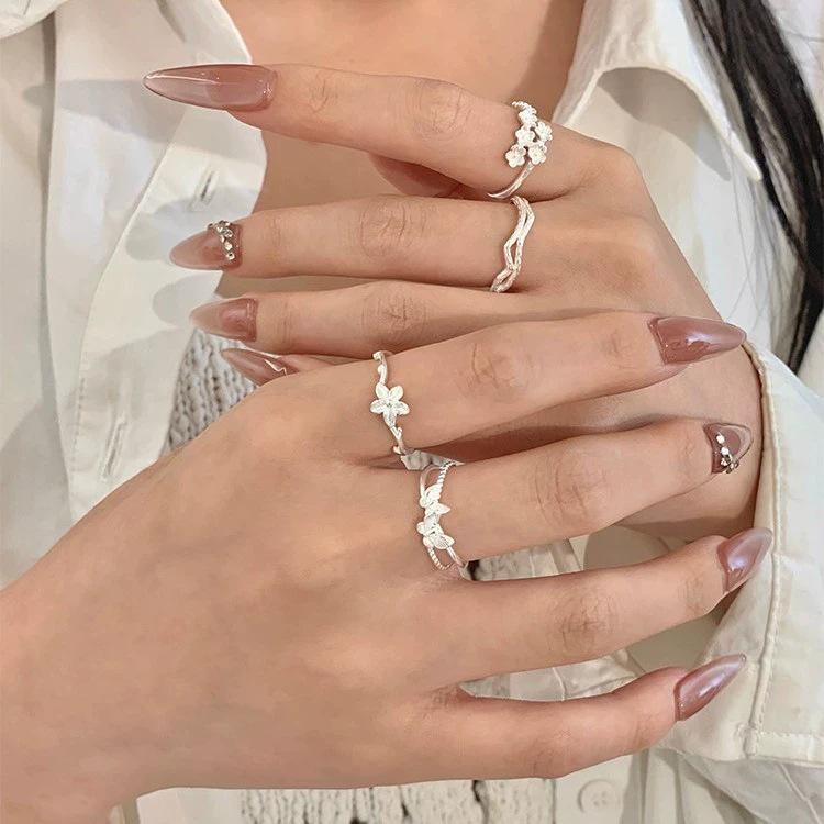 Exquisiter Damen Schmetterling & Blume Offener Ring - Mori Stil, Verstellbare Trendige Zeigefinger Dekoration