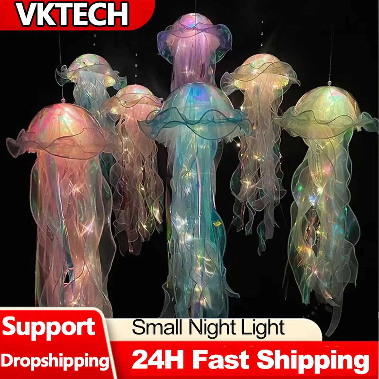 

Jellyfish Atmosphere Night Light Button Battery Sleeping Warm Light Realistic with Ribbon&Bead for Children Bedroom розовый