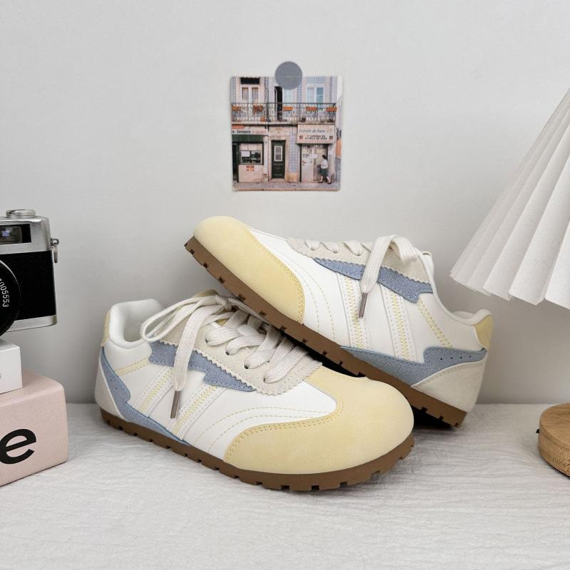 Color matching German training shoes women's 2025 summer new popular with skirts versatile casual soft baseplate shoes white shoes