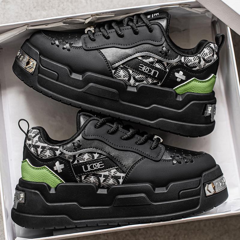 Fashion New Arrival Men Fashion Personalized Trendy Shoes Spring Autumn Luxury Designer Metal Decoration Chunky Sneakers Running Shoes