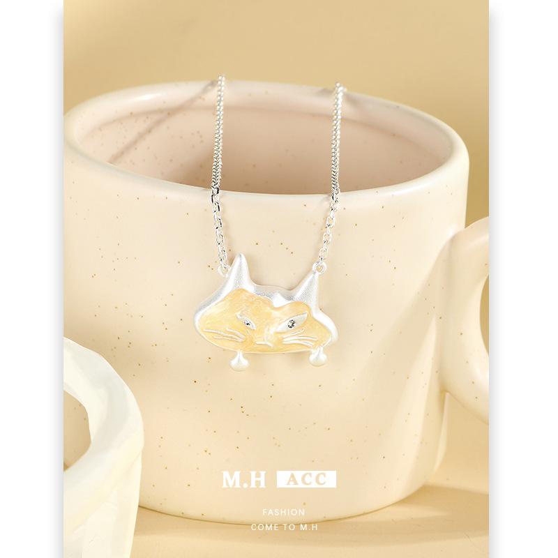 Original Funny Cat Necklace Women's Light Luxury Niche Design Sense Collarbone Chain Sweet Simple Daily Personality Neck Chain