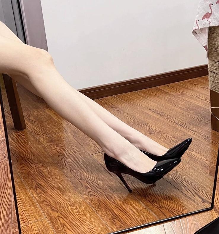 Sexy High Heels Nightclub Slim-fitting Stiletto Heels Patent Leather Ultra-high-heeled Women's Wedding Dress Pointed Toe Shoes