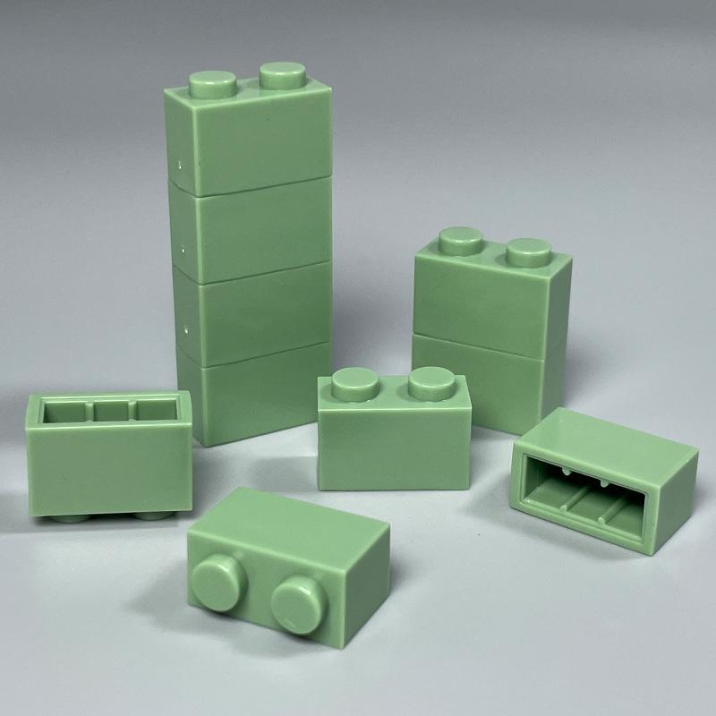 Small Particle Building Blocks: 1x2 High-Hole Brick 3004 - Basic Wall Brick Toy Accessories