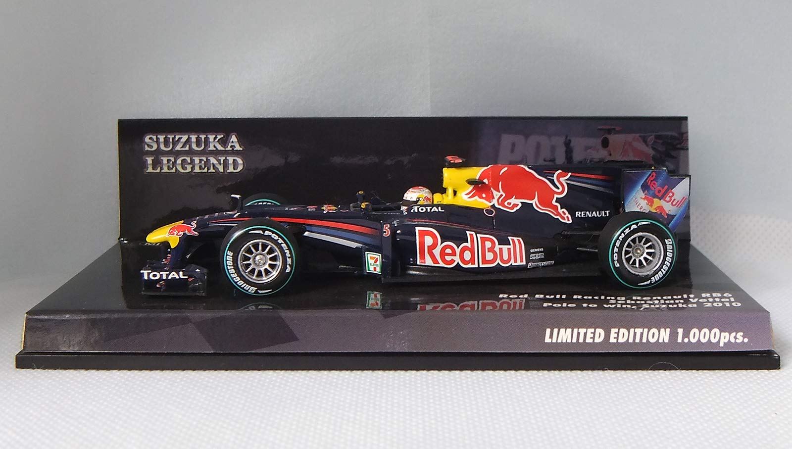 MINICHAMPS F1 Suzuka Legend Red Bull Racing Renault RB6 Sebastian Vettel Pole to win Suzuka 2010 413100305 PMA 4012138113862 formula 1/43