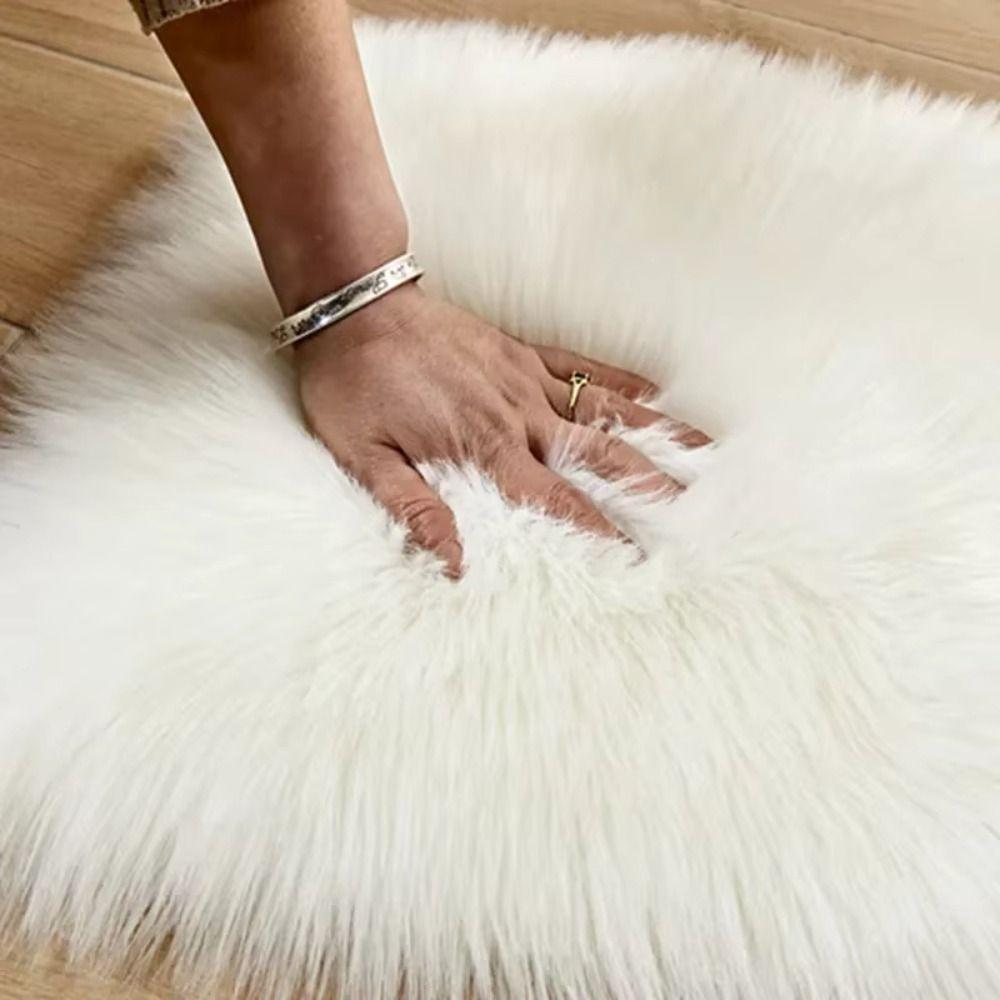 Floor Mat Soft Fluffy Carpet Shaggy Simple Faux Fur Rug Fluffy Surface Imitation Wool Mat Bedroom Decor