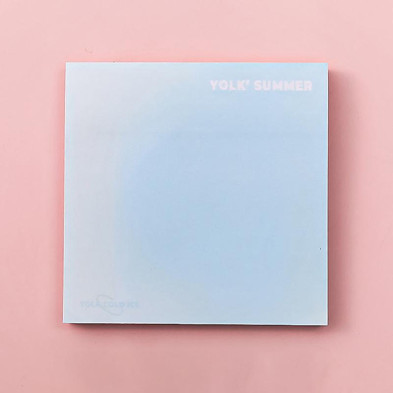 

Градиентная бумага для заметок Студенты Наносят румяна Градиентная бумага для заметок N раз Студенческая бумага для заметок с гало as the picture