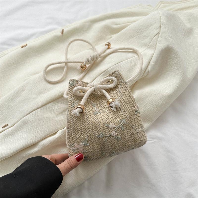 Fashionable Woven Crossbody Bag For Women 2023 New Beige Khaki Lace Bucket Handbag