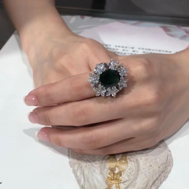 Spanish Royal Family Green Zircon Flower Ring: Women's Adjustable High-End Design with Colorful Gemstones