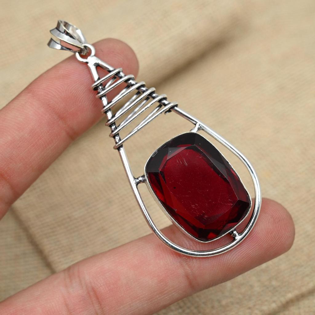 Red Garnet Gemstone 925 Sterling Silver Handmade Jewelry Fancy Design Pendant