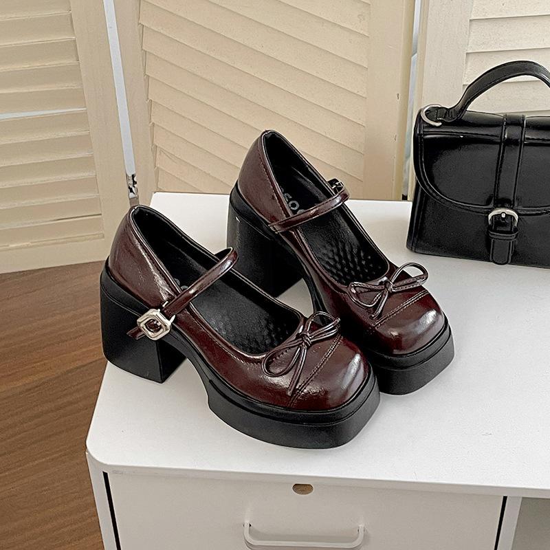 Red French thick heel small high heels women's 2025 new summer skirt retro Mary Jane small leather shoes