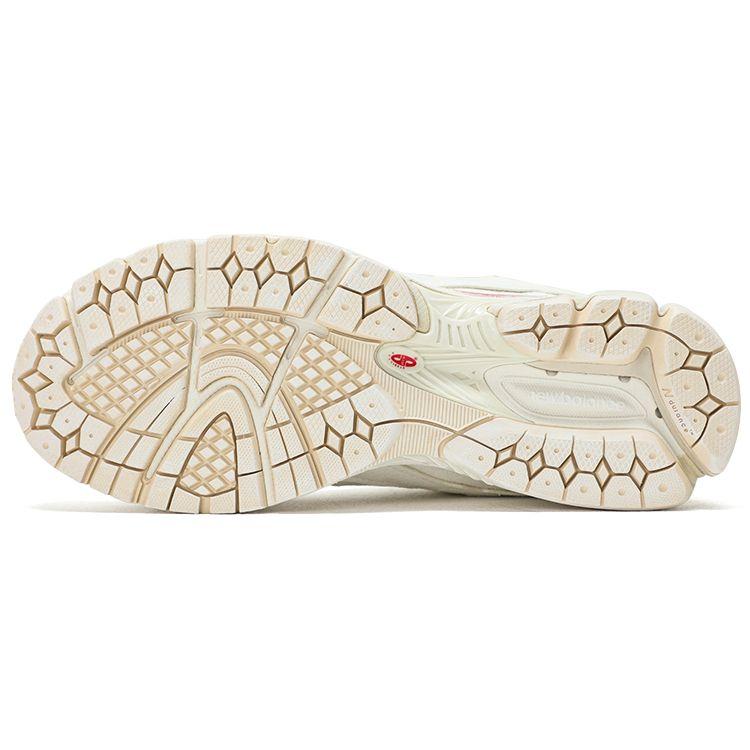 New Balance 2002R Protection Pack - Sea Salt Sneakers Unisex Białe Munsell-White M2002RDC