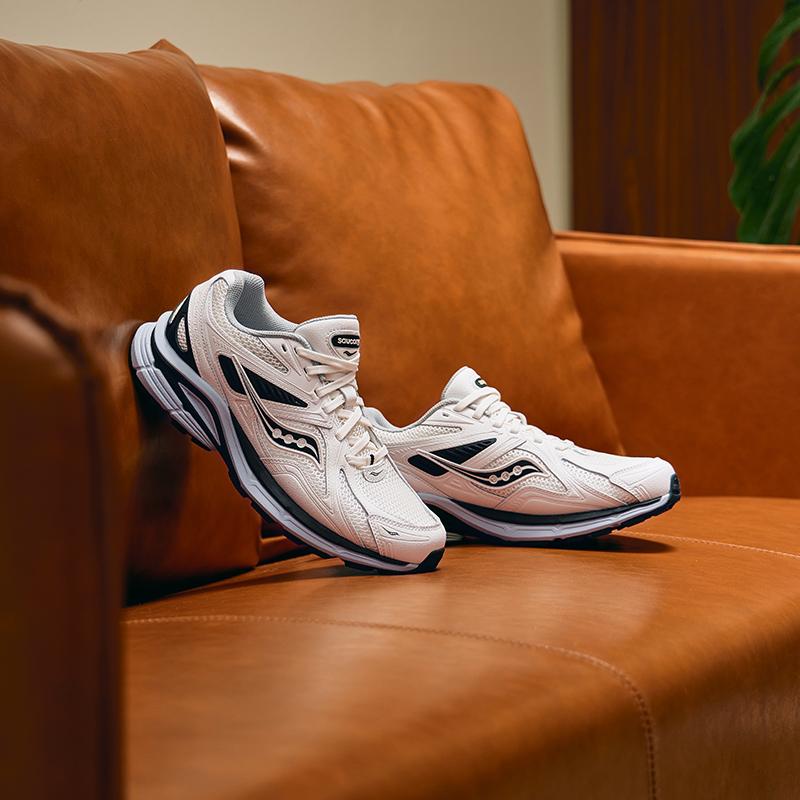 SAUCONY Kinvara 4 Casual Retro Tessuto Durevole Traspirante Leggero Scarpe da Corsa Basse Unisex sneaker Beige Nero S79052-6
