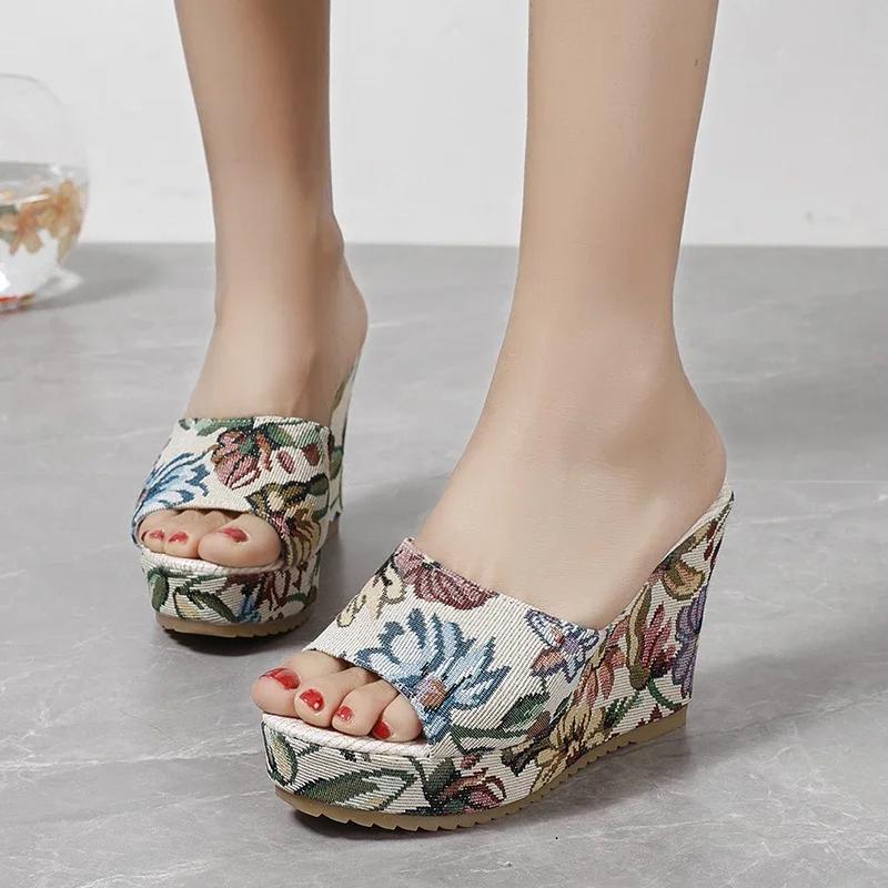 Dámské boty Móda Boty Ležérní Žabky Léto Vintage květinový potisk Pantofle na klínku Peep Toe