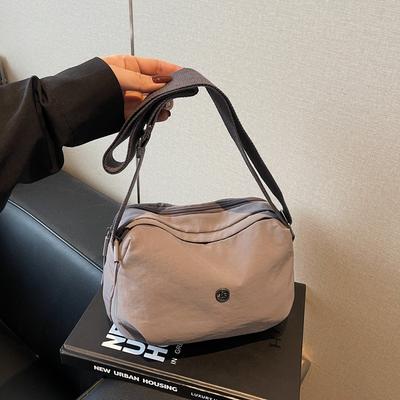 Casual Dumpling Bag Female Fashion Lightweight Single Shoulder Oblique Cross Bag Flow Riding Bag Casual Double Small Bag