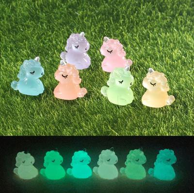 10 ks Kawaii Roztomilý Svítící 3D Jednorožec Kůň Přívěsky Zvířecí Přívěsky pro Výrobu Šperků DIY Náušnice Klíčenka Komponenty Hračky