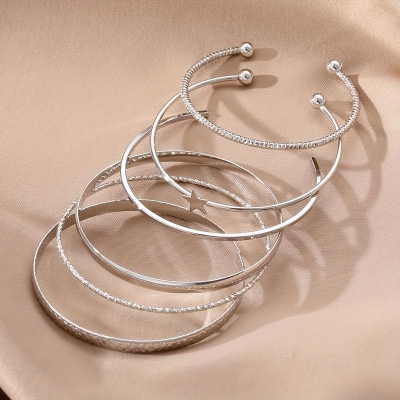 A set of 6 elegant star opening bracelets trendy