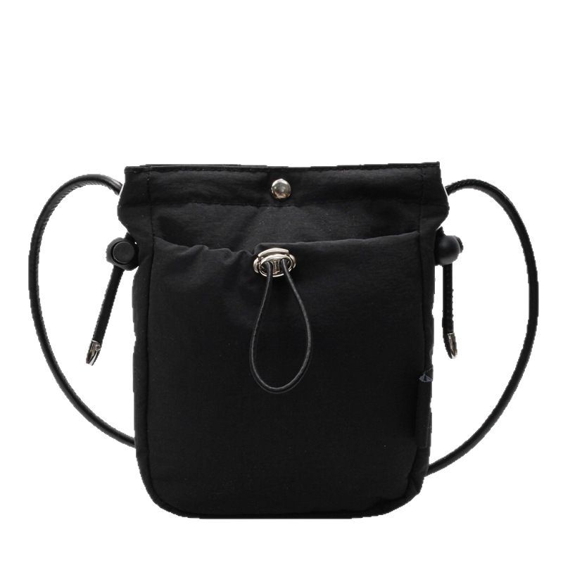Stylish and simple small cloth bag women's 2025 new trendy ins walking mobile phone bag Japanese lightweight shoulder messenger bag