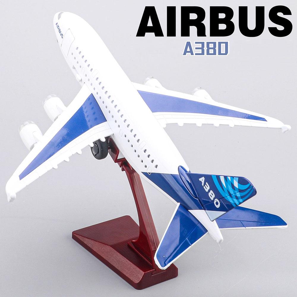 1:32 Alloy Large Airliner Miniature Models Toys Light Music Foldable Wheel A380 China Eastern Sichuan Airlines Child Adult Gifts