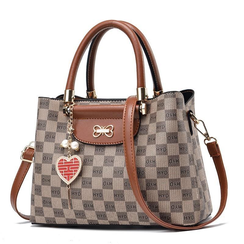 2024 New Summer Fashion Women s Shoulder Crossbody Bag High-end Sense Handbag Brown