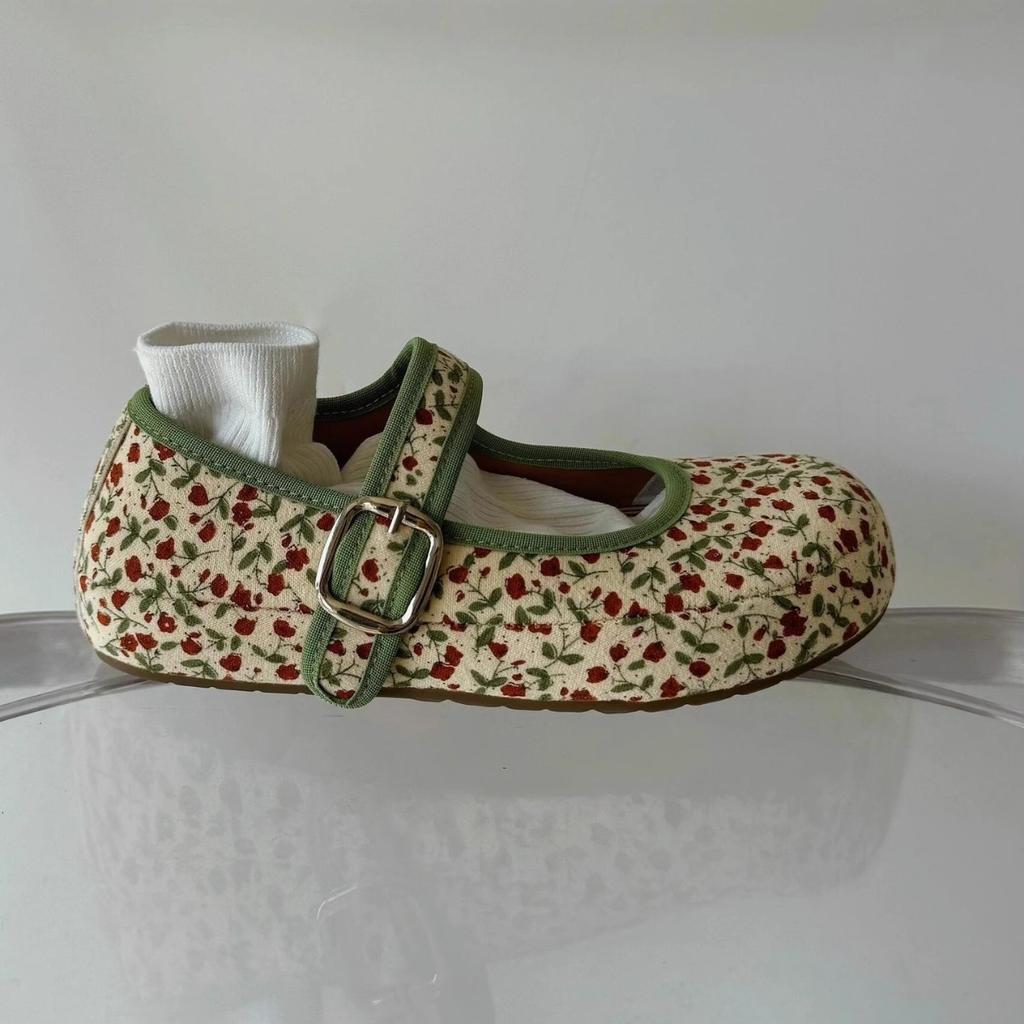 Soft leather version~ niche small floral Mary Jane sweet shallow mouth spring new round head retro soft sole Doudou single shoes